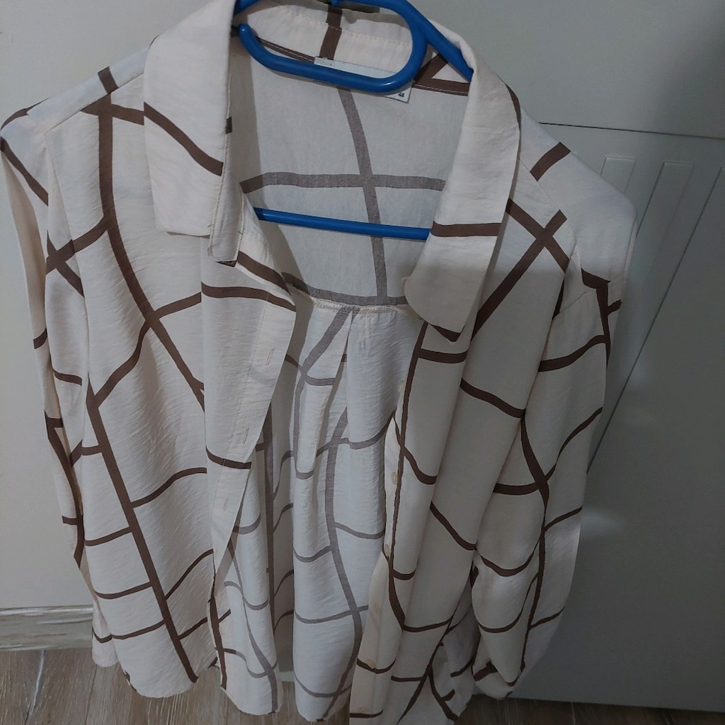Kahverengi Çizgili Rahat Gömlek eni 64 uzunluk 80 420 tl - 2