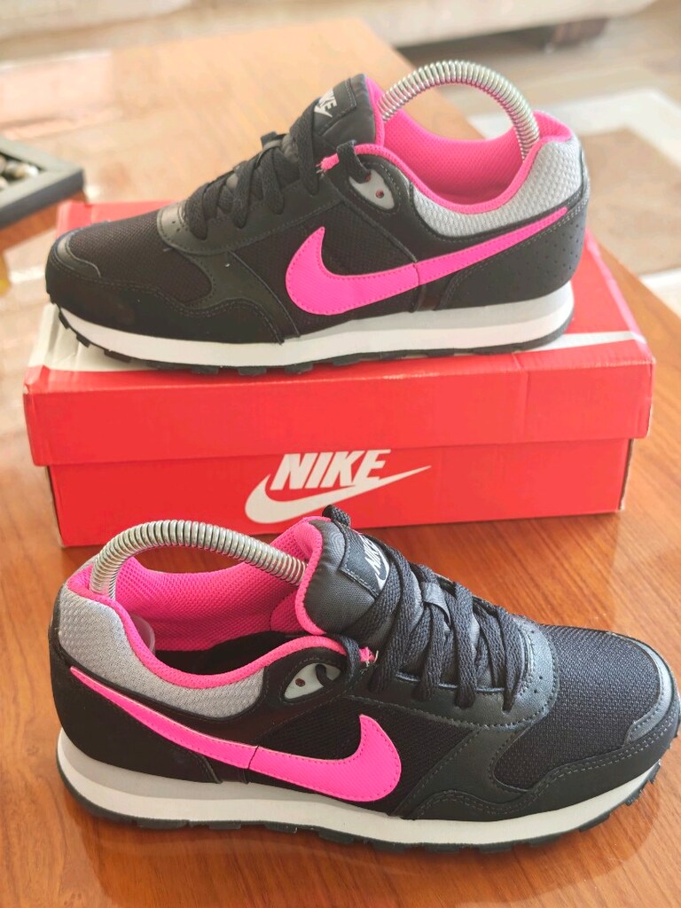 Nike MD Runner orjinal sıfır kutulu üründür - 10