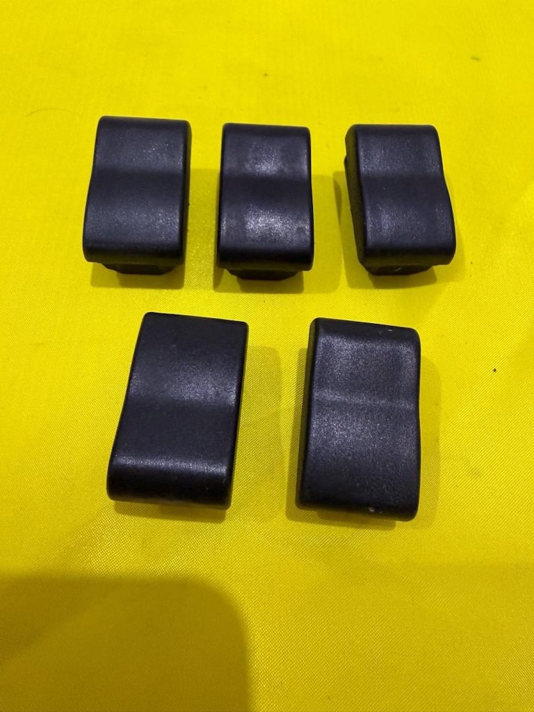 Volkswagen polo teyp çerçeve kapağı sıfır 6K0957097A adet fiyatı - 2