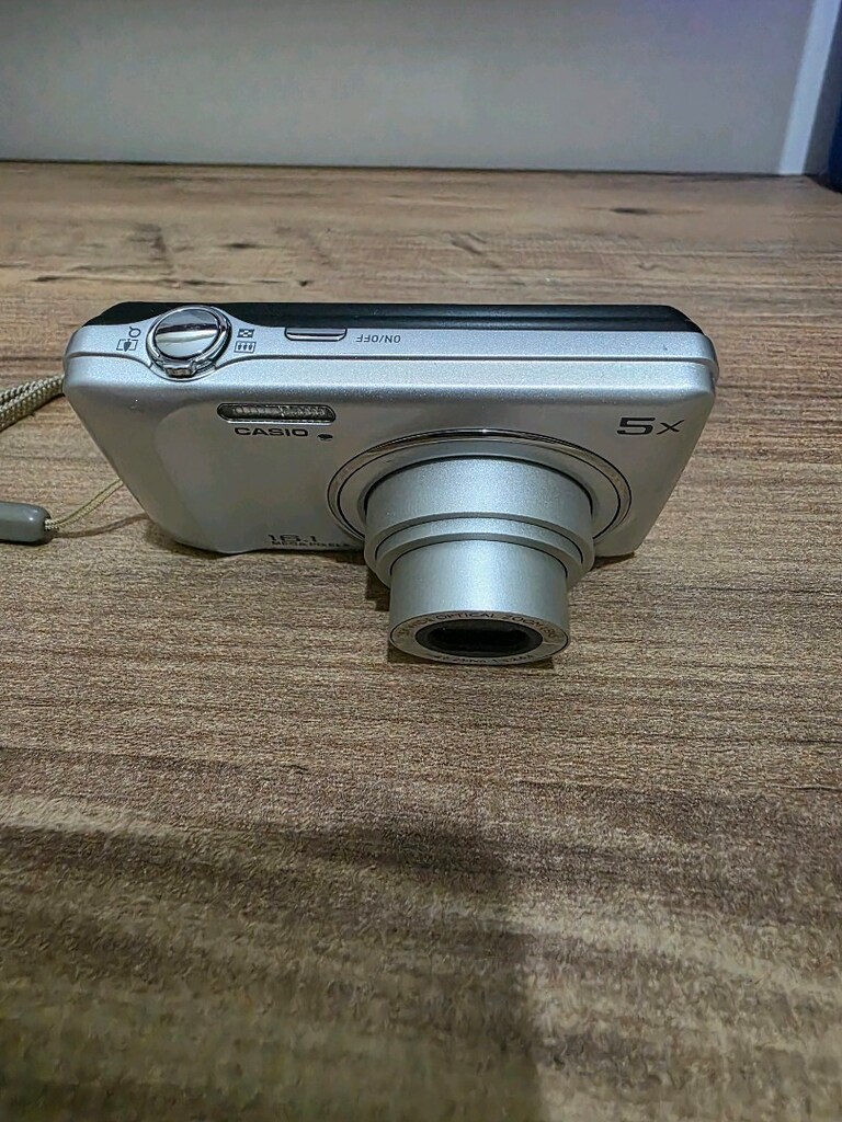 Casio QV-R80 - 6