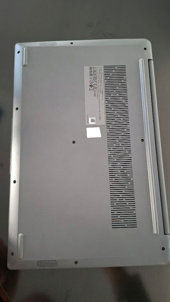 Lenovo IdeaPad 3 | i5 11. Nesil - 8 GB RAM - 256 GB SSD - 4
