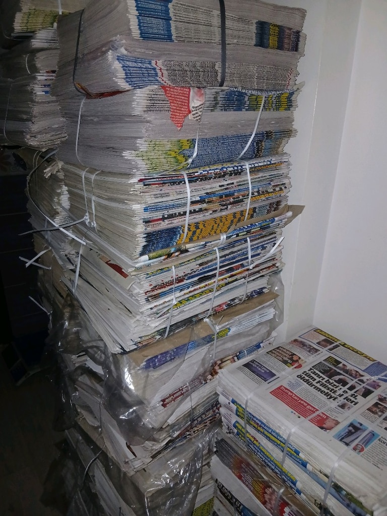 Kilo ile Gazete kg 35 tl en az alım 10kg yer ESENLER oruç reis mahalle - 3