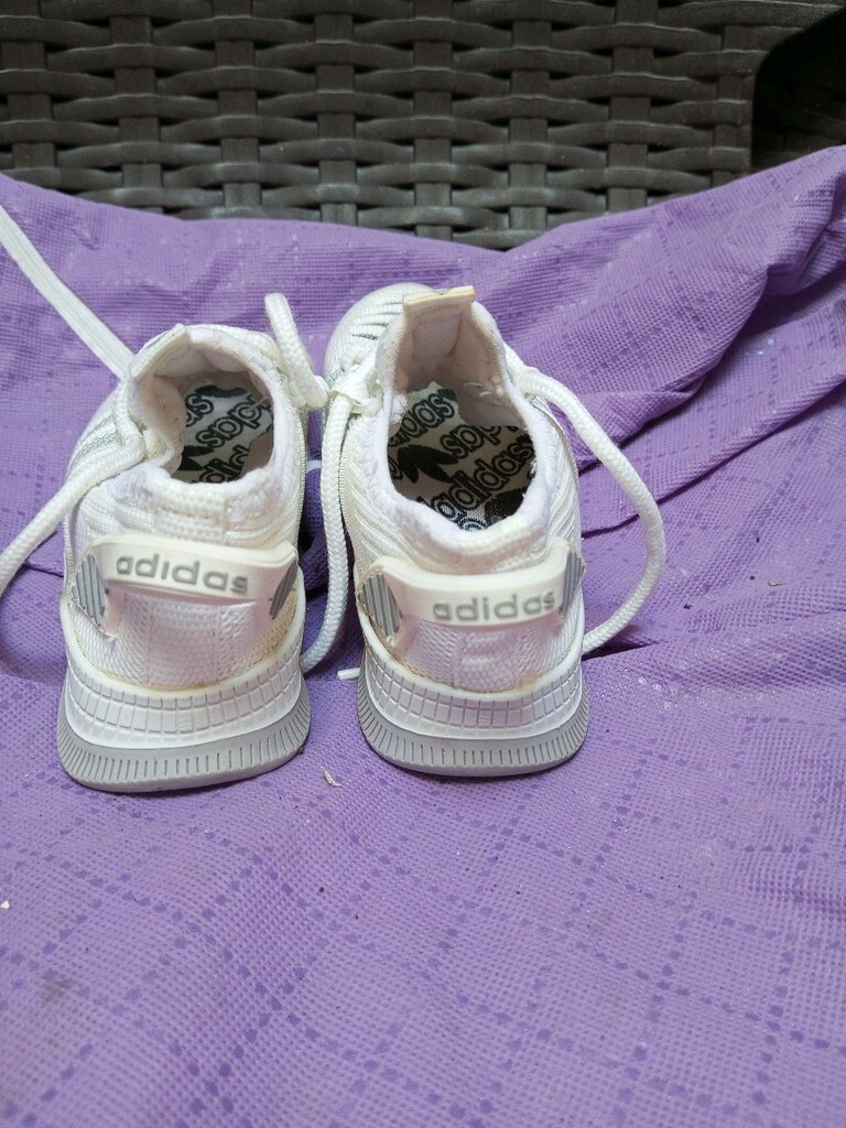 Adidas - 4