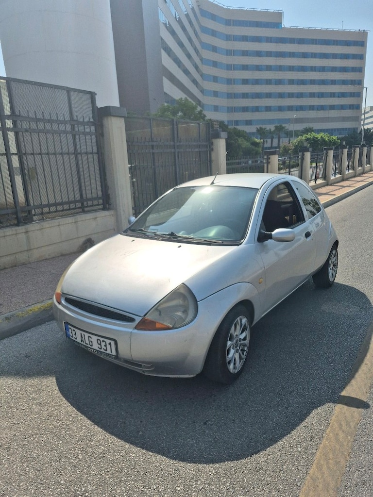 Temiz sorunsuz saat gibi ford ka en dolu paket 2001 - 2