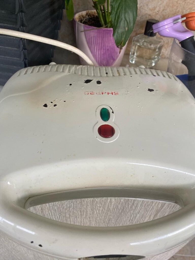 tost makinası ekmek kızartması makinası çalışıyor hiç bir hatası yok b - 3