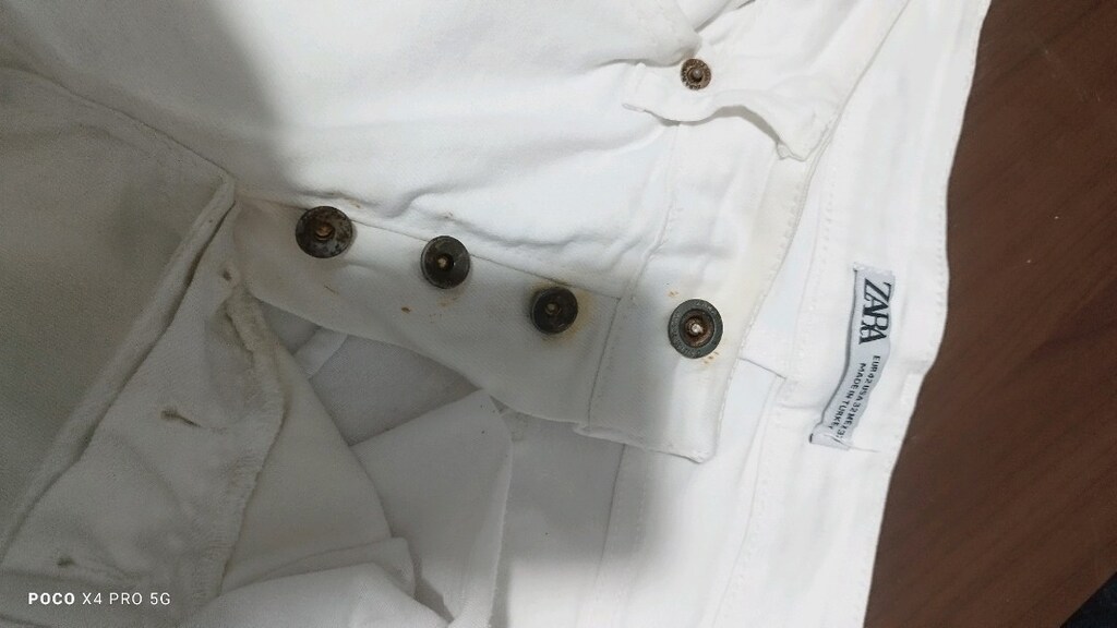 #Zara  likralı jeans pantolon.Düğme pas lekeleri var. - 5