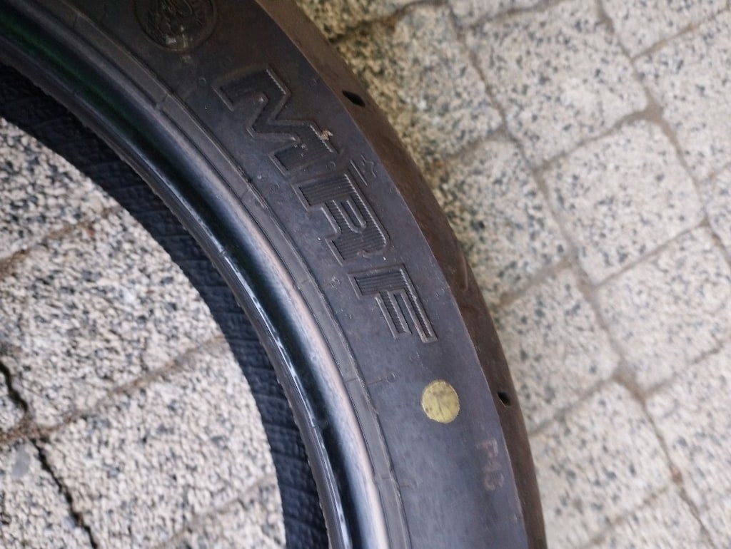 motosiklet çıkma lastik 130 70 17 - 2