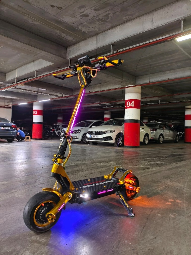 Dualtron Achilleus altın sarısı kaplamalı - 2