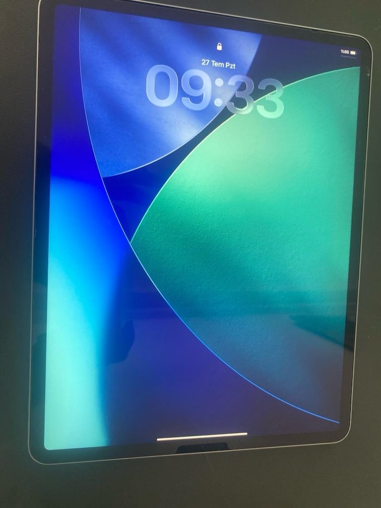 üçlü satış İPad Pro, İphone 11,Huawei d16 matebook linux