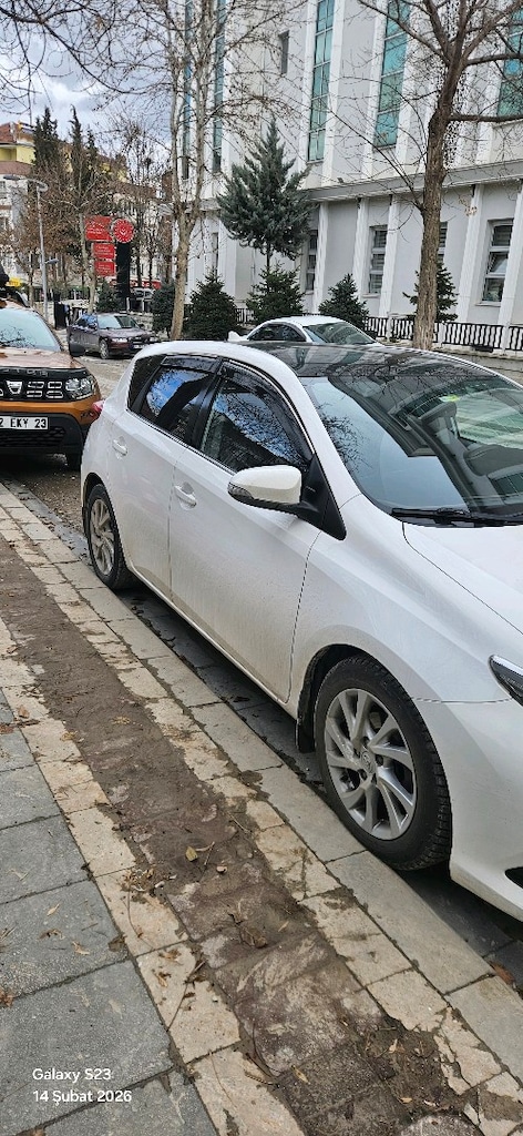 2017 trafik çıkışlı Auris - 2