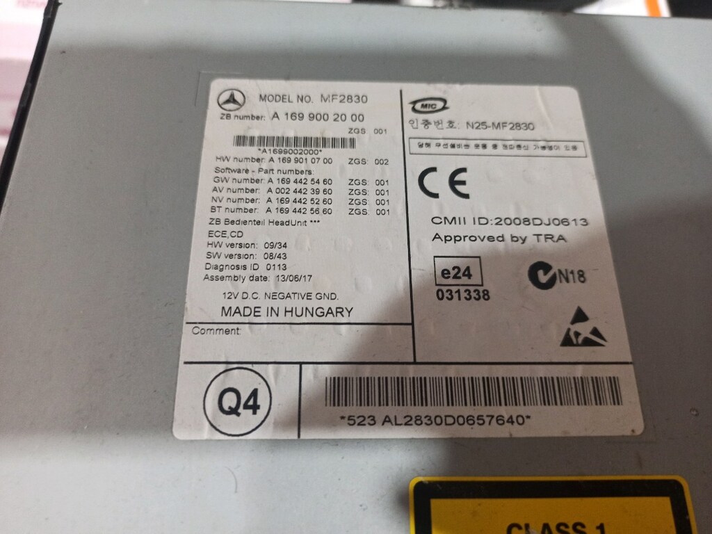 orjinal Mercedes Benz 9 inç Dabil TEYP sorunsuz sıfır ayarında - 5