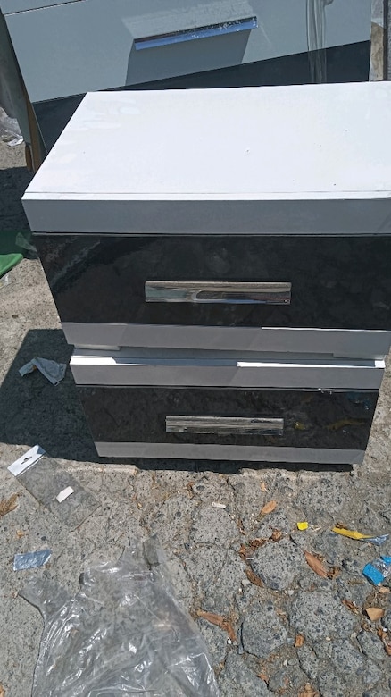 komodin 2 adet - 4