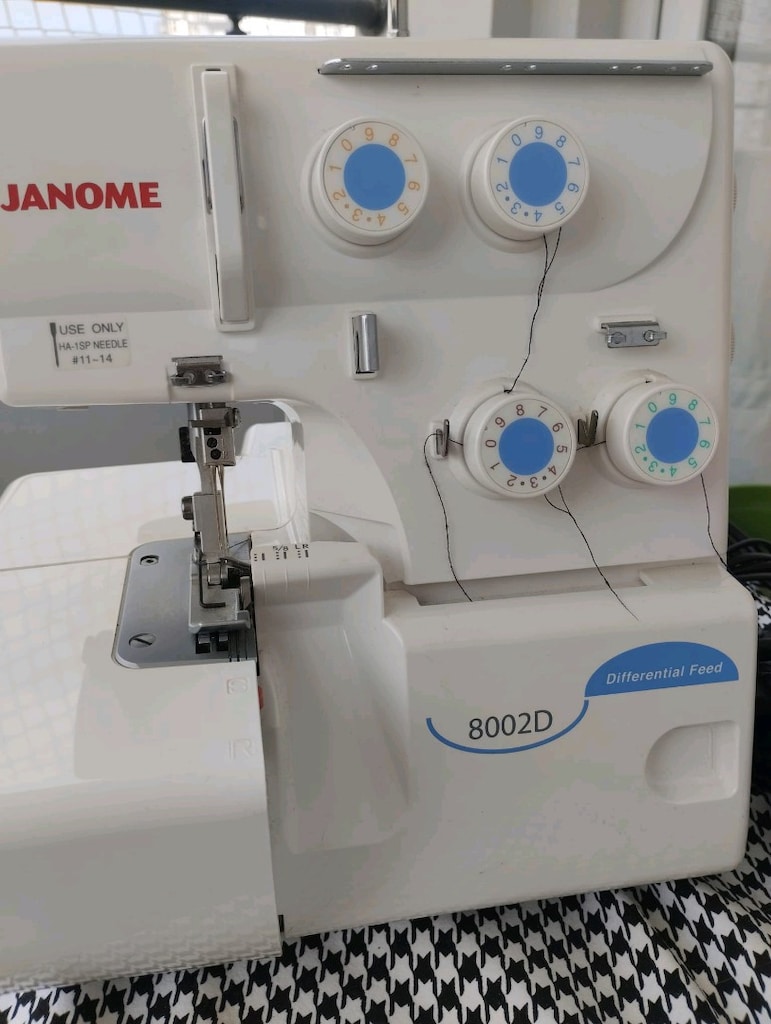 JANOME 8002D DİKİŞ MAKİNASI