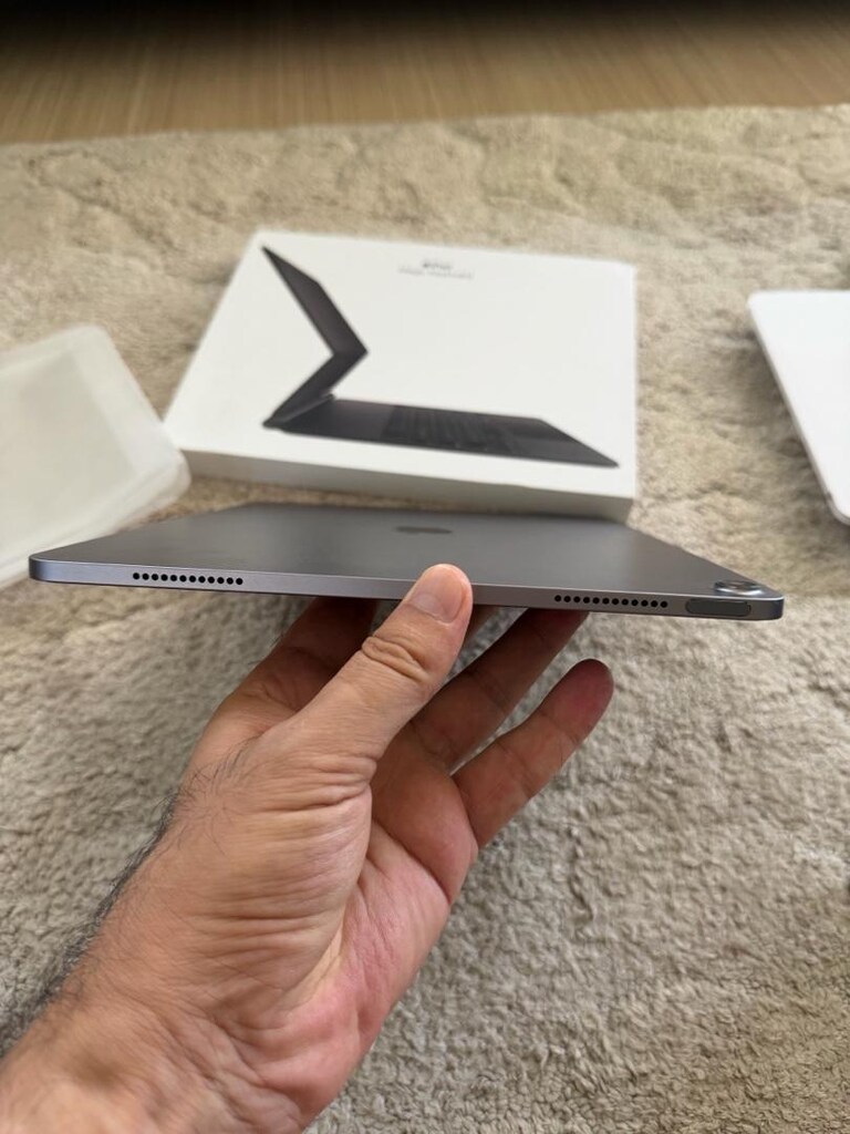 Apple iPad Air M3 13 inç / magic keyboard - 4