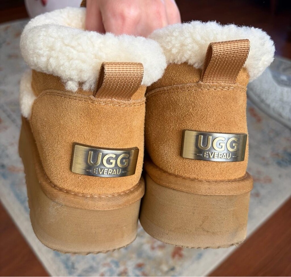 UGG bot - 2