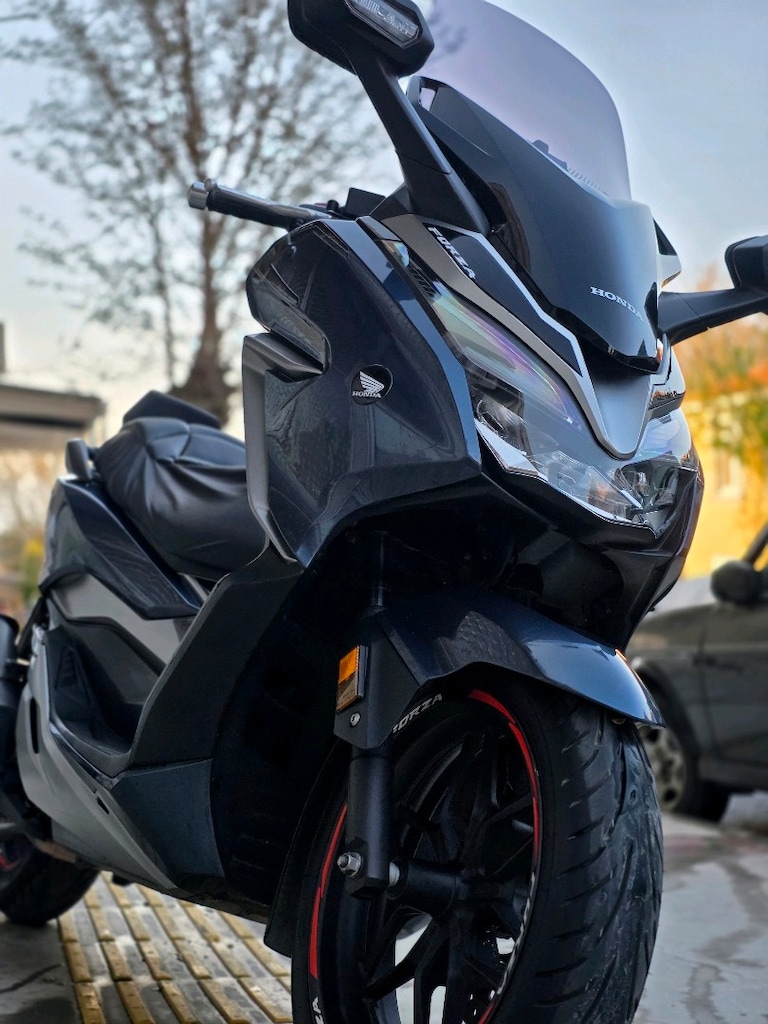 Honda Forza 250 - 2