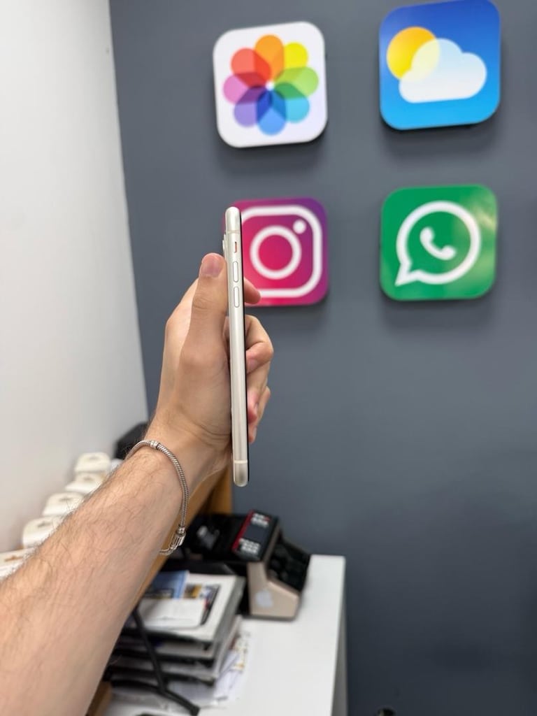 İphone 11 128 Gb Beyaz Temiz - 3