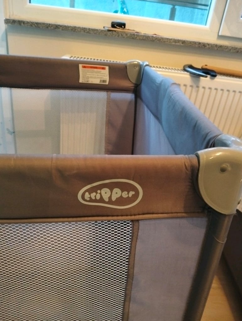 Tripper Katlanabilir Bebek Oyun Parkı / Seyahat Yatağı Temiz Kullanılm - 3