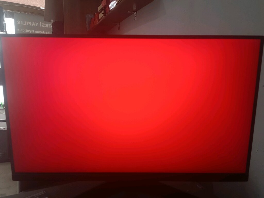 ASUS TUF 27 İNC 180 MHZ - 3