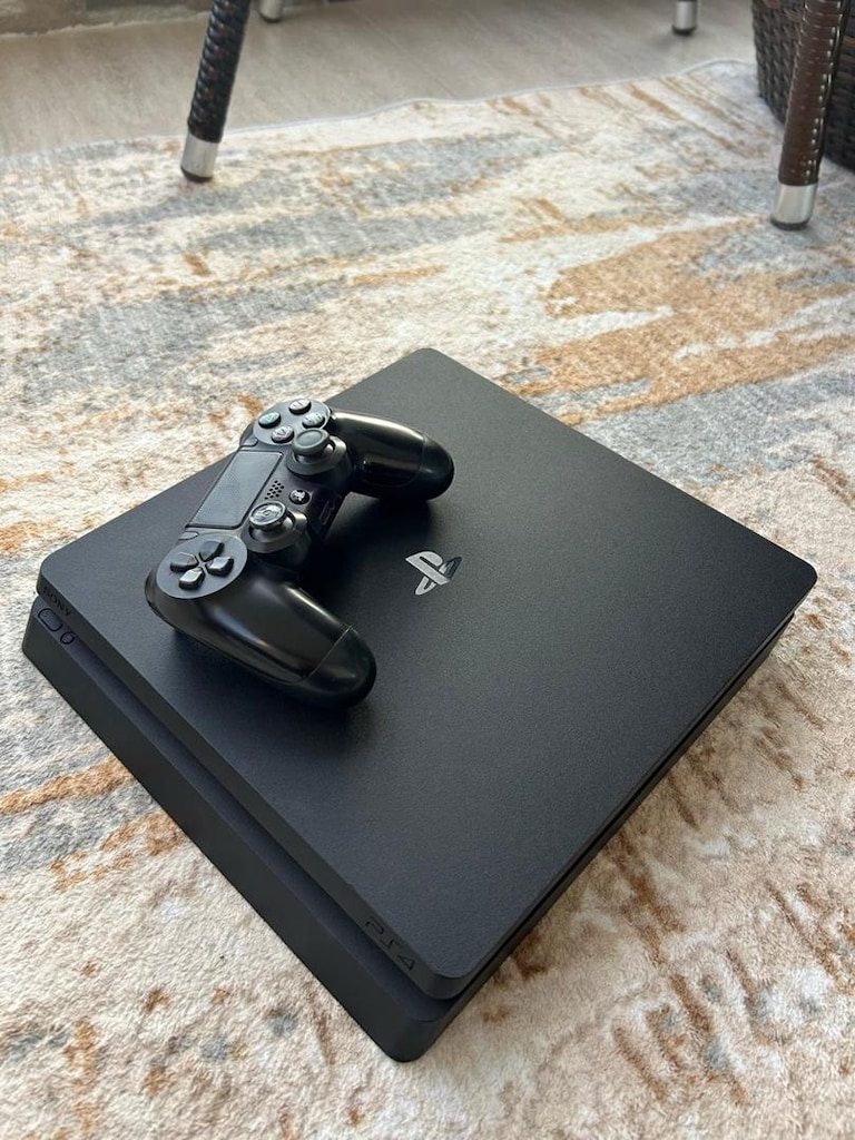 Ps4 slim 1 tb - 11