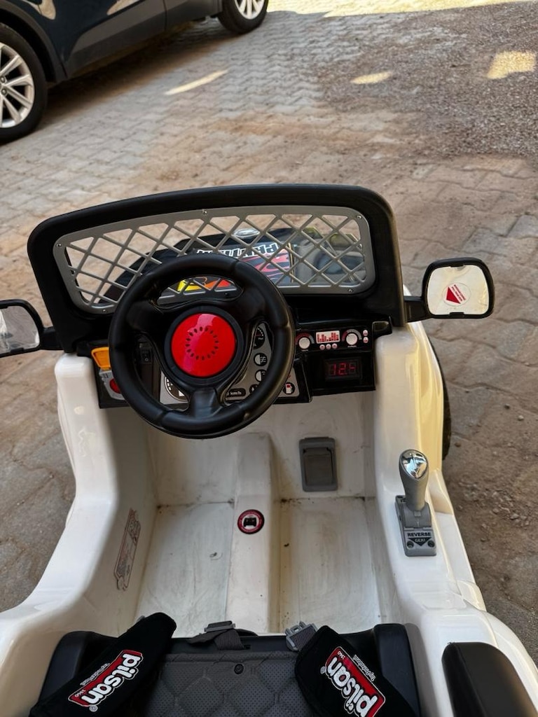Pilsan Panther 12V Kumandalı Akülü Araba