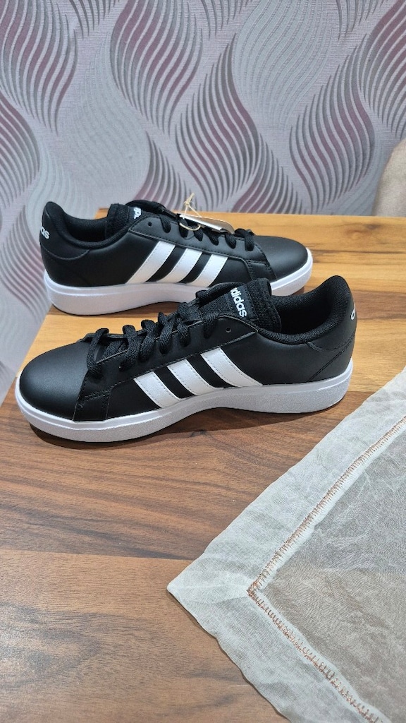 Orjinal Etiketli Adidas Ayakkabı - 3