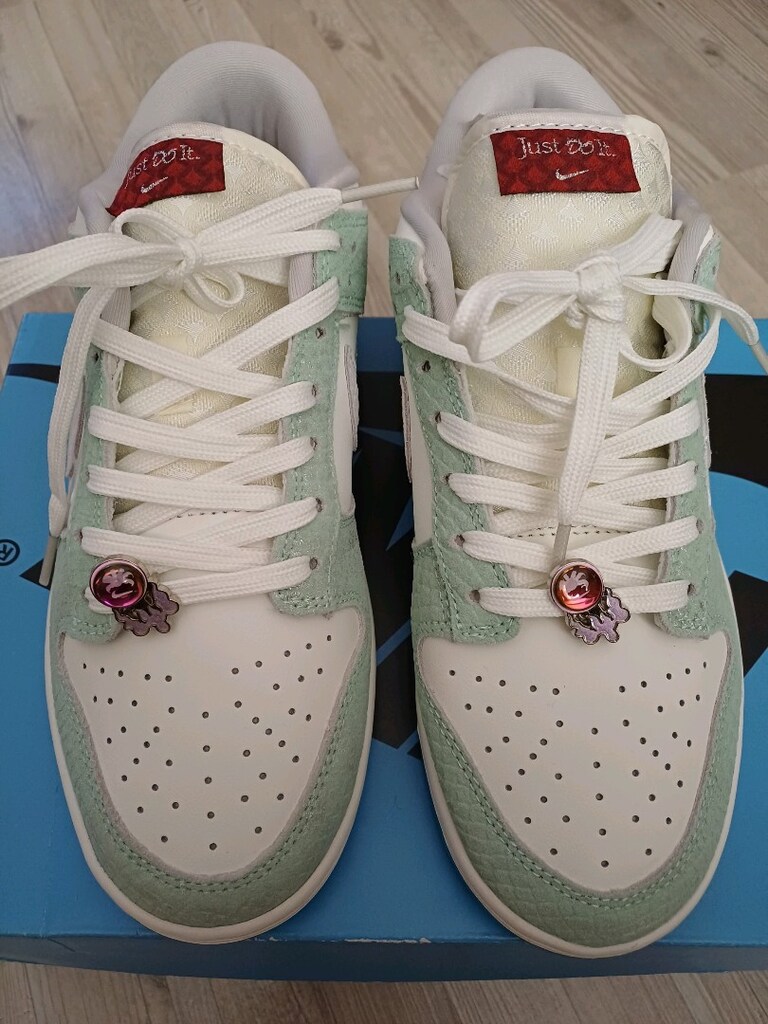 #Nike Dunk Low LX Year of the Dragon - 3