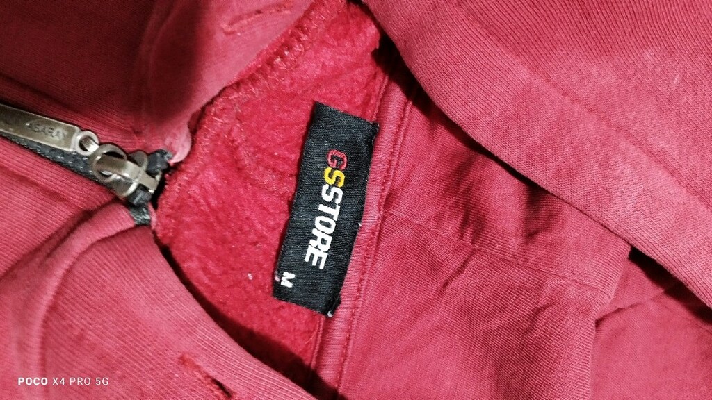 #Galatasaray Store kapişonlu pamuklu sweat..İpi yok, rahatça takılır.. - 3