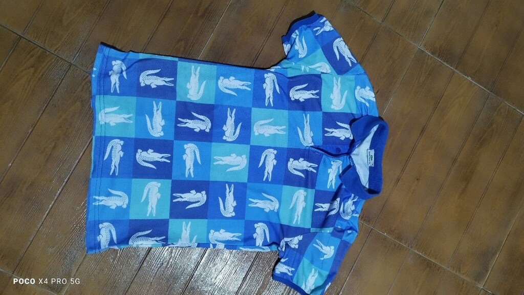 #Lacoste yumuşak dokulu tshirt.Eni çekilince 45 Boy 64???BOMBA İNDİRİM