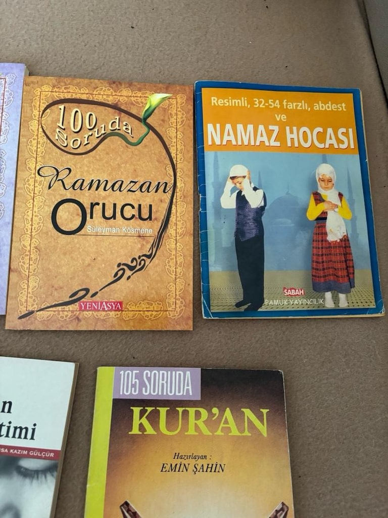 7 parça çeşitli din kitapları - 4