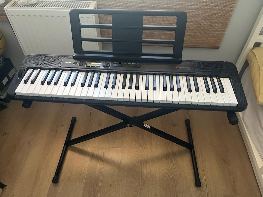 sıfıra yakın Casio Tone S300 marka elektronik piyano - 2