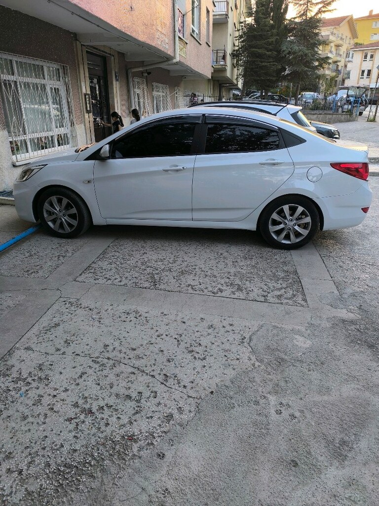 2017 aksent blu otomatik vites - 11