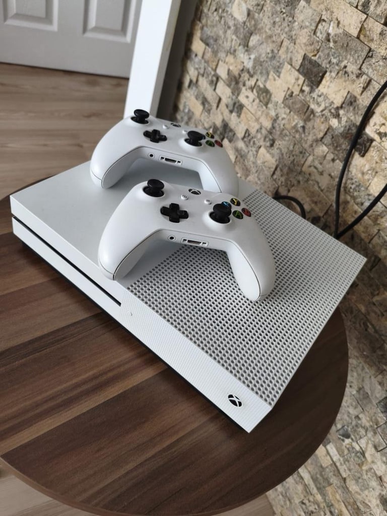 XBox One 500 gb Temiz - 2