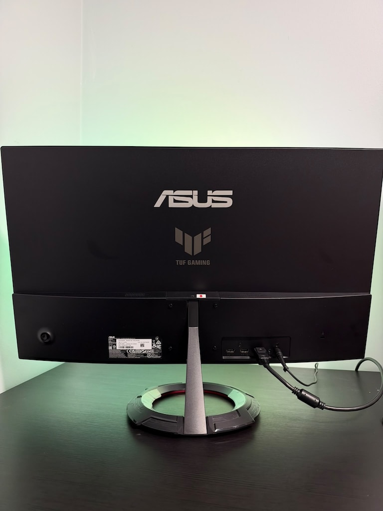 RYZEN 5 7600 / RTX 5060 / 16 GB DDR5 / 27" 180HZ ASUS - 11