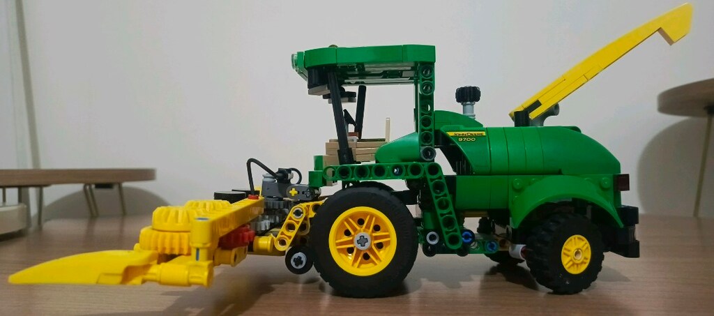 42168 lego technic john deere 9700 forage harvester 559 parça oyıncak - 5