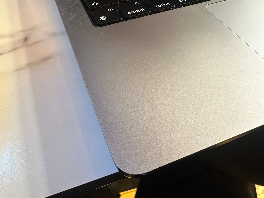 2023 Macbook PRO, M2 PRO, 16GB RAM, 512 SSD - 3