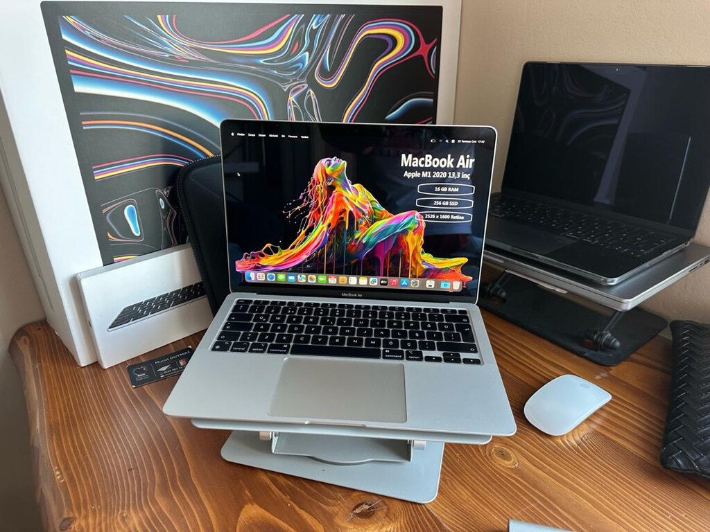 Macbook air M1 çipli özel üretim 256 gb ssd 16 gb ram silver renk - 11