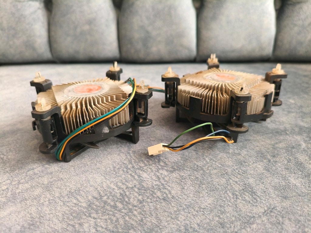 2 Tane Intel İşlemci Fan ve Soğutucu Blok - 5
