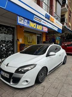 2011 Megane 3 coupe - 3