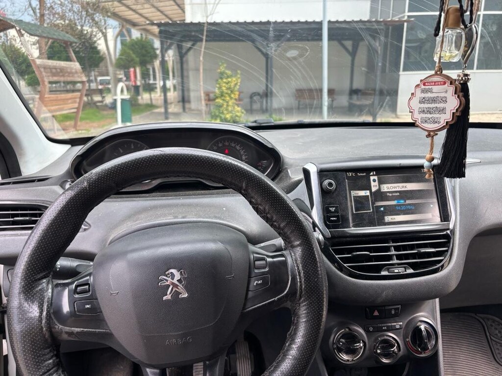 Peugeot 208 satılık pazarlık payı vardır - 13
