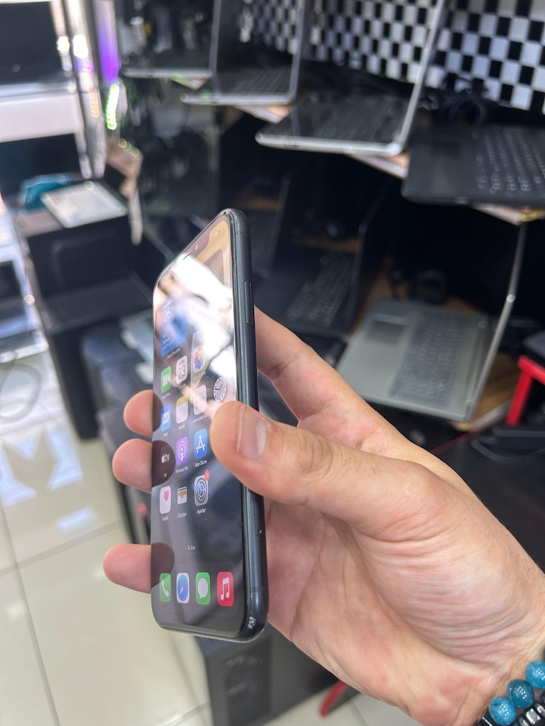 Iphone XR 64GB Siyah Kayıtlı Sorunsuz Kredi Kartı Geçerlidir - 3