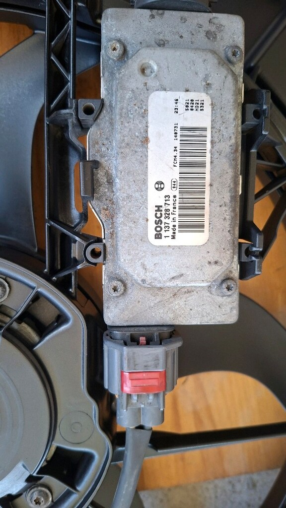 VOLVO V40 V40CC Ön Su Radyatörü Soğutma Fan Takımı Orginal 2013-2019. - 5