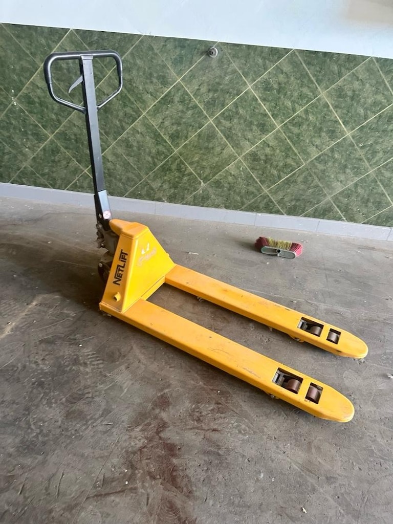 SIFIR AYARINDA 2,5 TONLUK TRANSPALET - 2