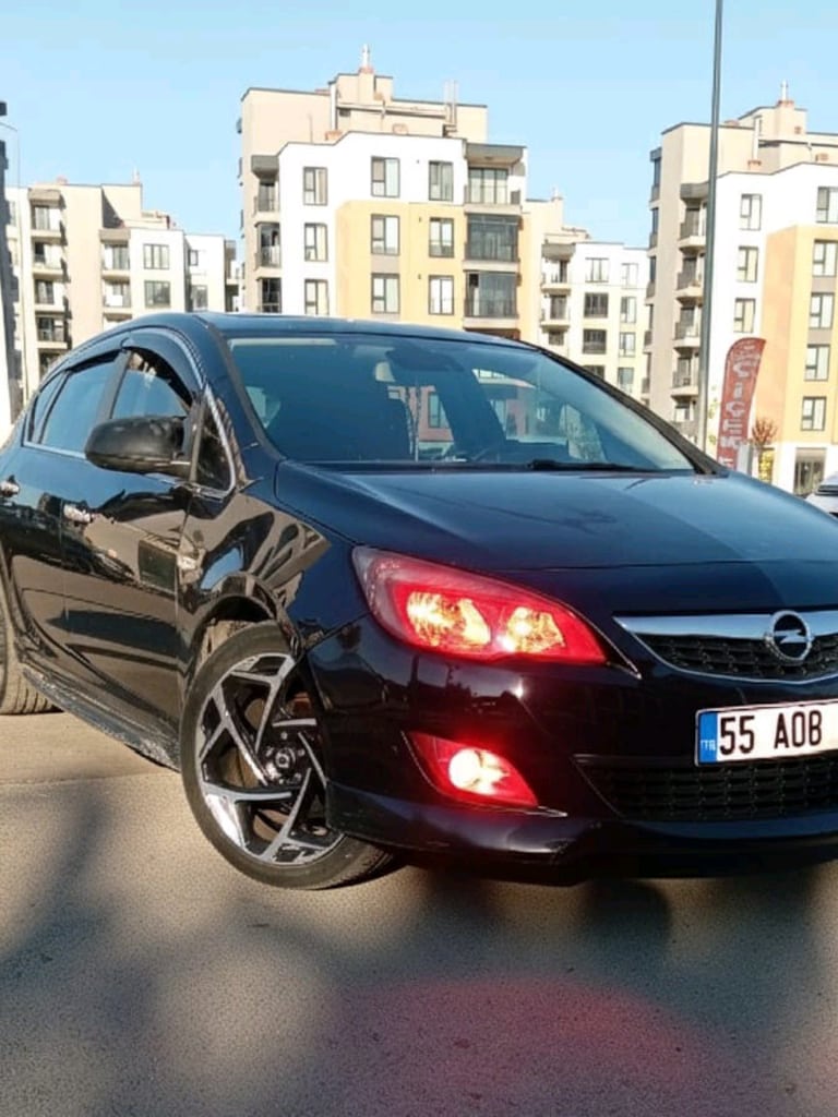2011 Astra j 1,3 dizel spor paket değişensiz. - 2