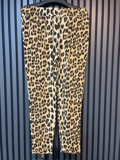 ZARA WOMAN LEOPAR DESENLI PANTOLON