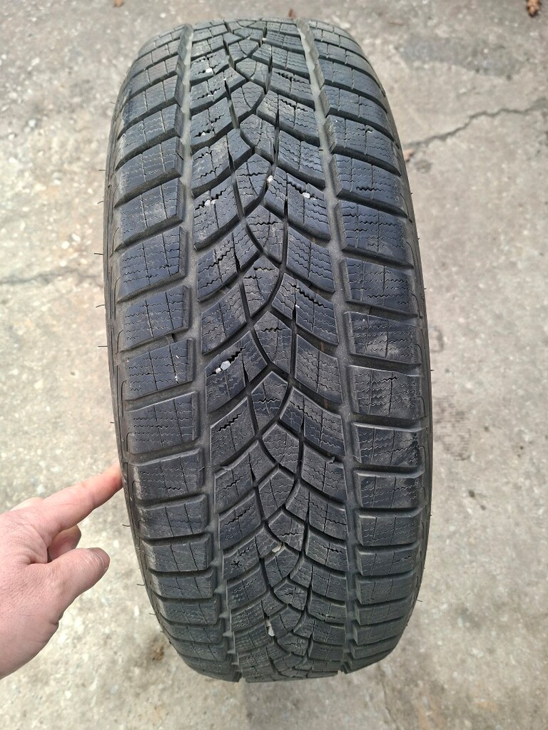 GOODYEAR ULTRA GRİP 9 205/55R19 91V KIŞ LASTİĞİ - 3