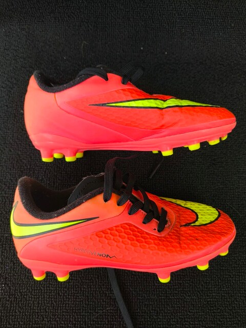 Nike krampon 30 numara