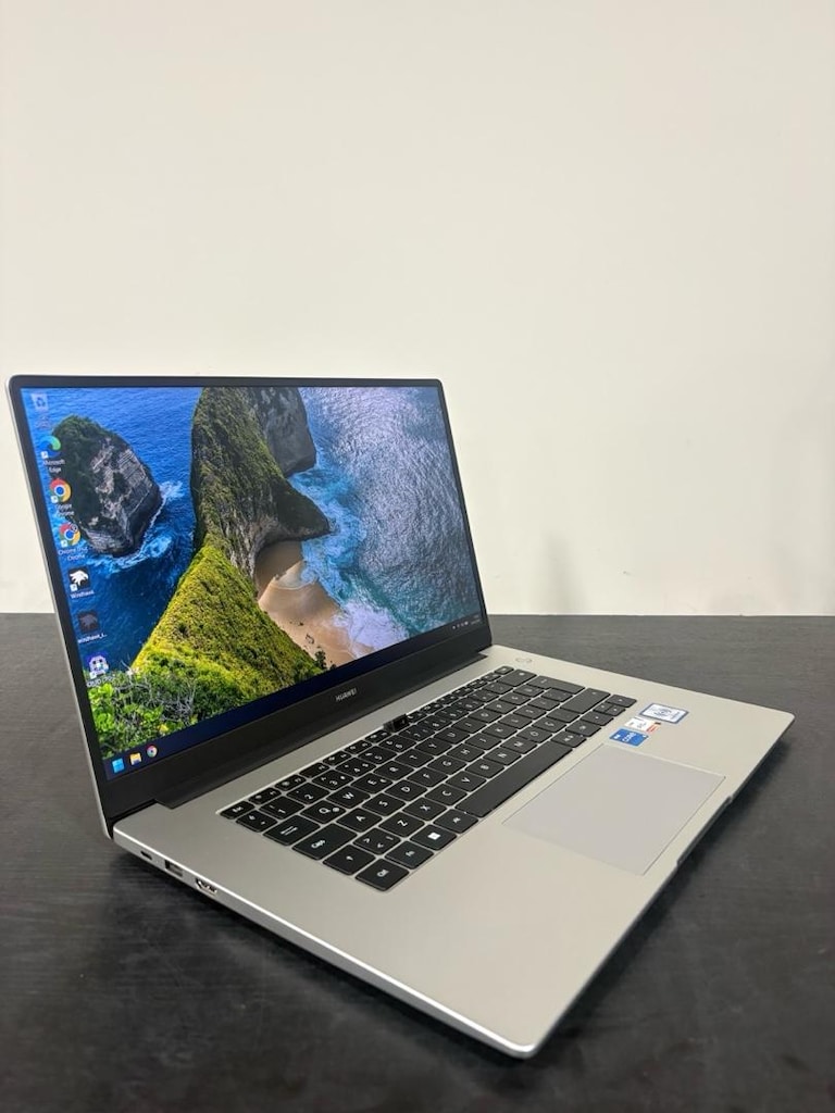 Huawri matebook D15
