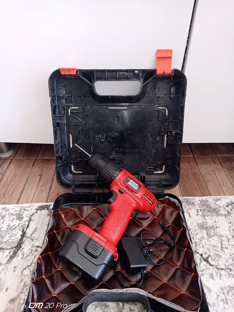 12v lion pile çevrilmiş orjinal black deker şarjli vidalama - 2