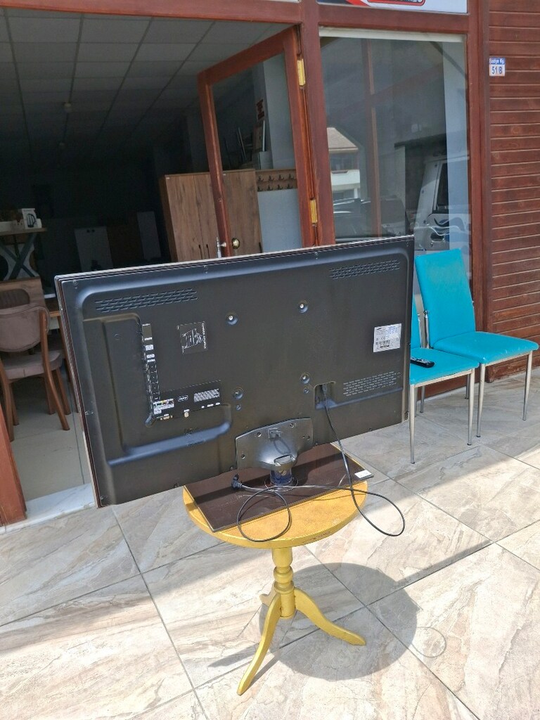 SAMSUNG 40 İNÇ 102 EKRAN TV - 5